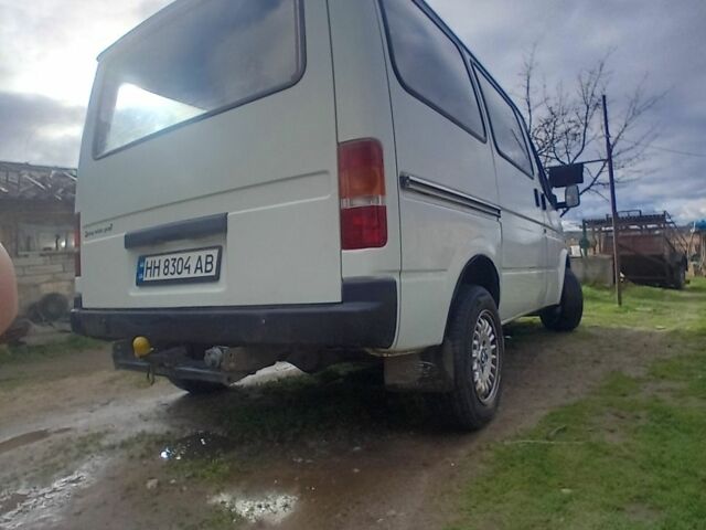 Белый Форд Транзит, объемом двигателя 2.5 л и пробегом 450 тыс. км за 3100 $, фото 2 на Automoto.ua