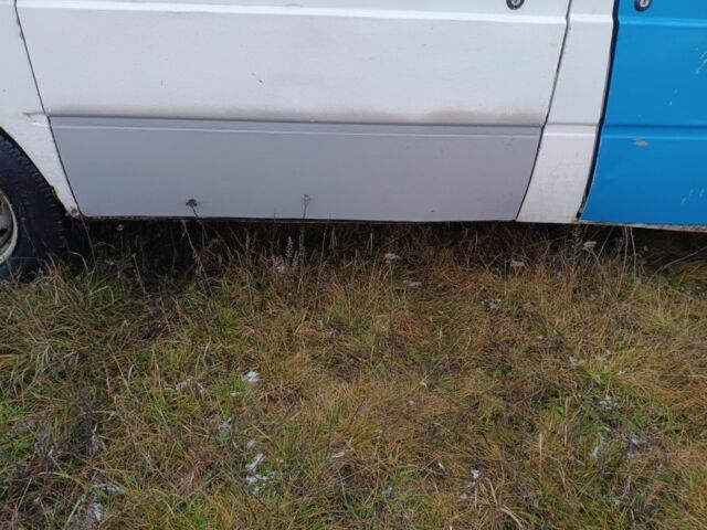 Белый Форд Транзит, объемом двигателя 2 л и пробегом 155 тыс. км за 2000 $, фото 14 на Automoto.ua