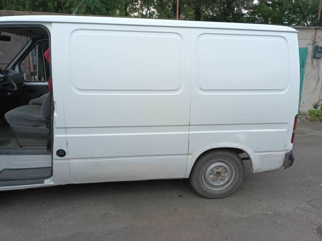Белый Форд Транзит, объемом двигателя 2.5 л и пробегом 420 тыс. км за 2550 $, фото 8 на Automoto.ua