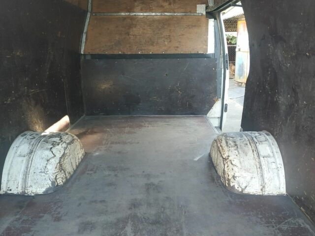 Білий Форд Транзит, об'ємом двигуна 2.5 л та пробігом 2 тис. км за 3000 $, фото 1 на Automoto.ua