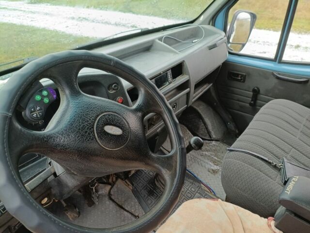 Белый Форд Транзит, объемом двигателя 2 л и пробегом 155 тыс. км за 2000 $, фото 8 на Automoto.ua