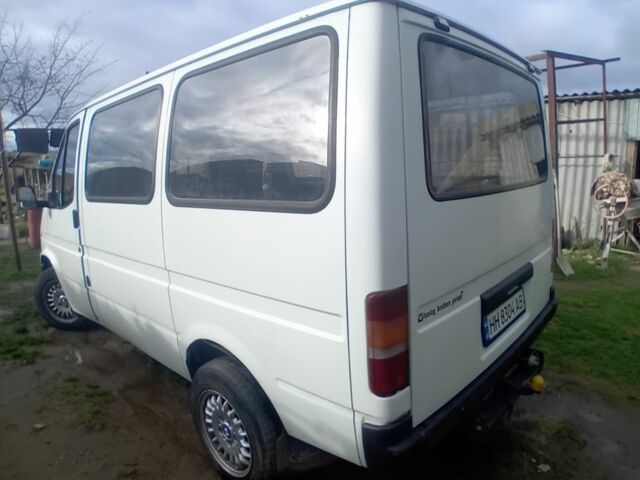 Белый Форд Транзит, объемом двигателя 2.5 л и пробегом 450 тыс. км за 3100 $, фото 4 на Automoto.ua