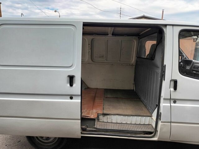 Белый Форд Транзит, объемом двигателя 2.5 л и пробегом 420 тыс. км за 2550 $, фото 9 на Automoto.ua
