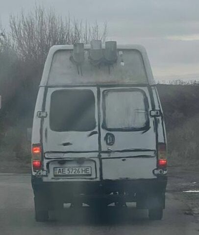 Білий Форд Транзит, об'ємом двигуна 2.5 л та пробігом 350 тис. км за 1600 $, фото 2 на Automoto.ua