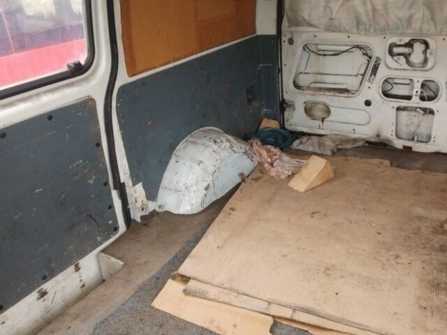 Белый Форд Транзит, объемом двигателя 0 л и пробегом 132 тыс. км за 1500 $, фото 4 на Automoto.ua