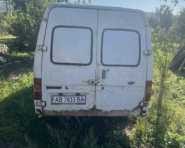 Белый Форд Транзит, объемом двигателя 1.8 л и пробегом 320 тыс. км за 950 $, фото 6 на Automoto.ua