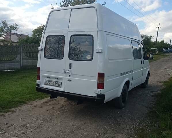 Белый Форд Транзит, объемом двигателя 0 л и пробегом 300 тыс. км за 1850 $, фото 5 на Automoto.ua