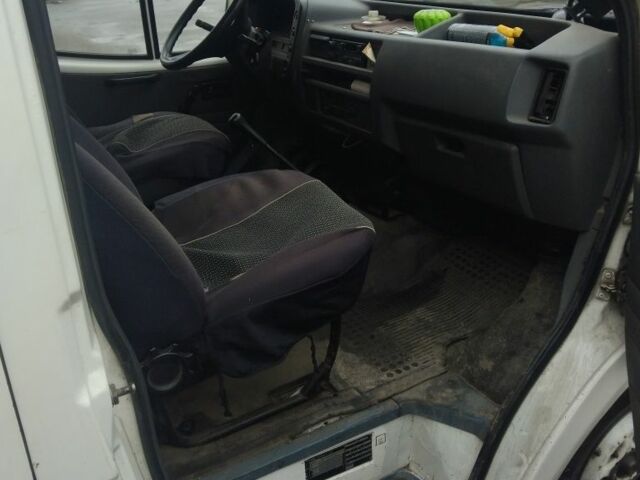 Белый Форд Транзит, объемом двигателя 0 л и пробегом 132 тыс. км за 1500 $, фото 3 на Automoto.ua