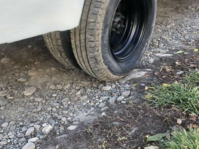 Білий Форд Транзит, об'ємом двигуна 1.8 л та пробігом 100 тис. км за 1800 $, фото 6 на Automoto.ua