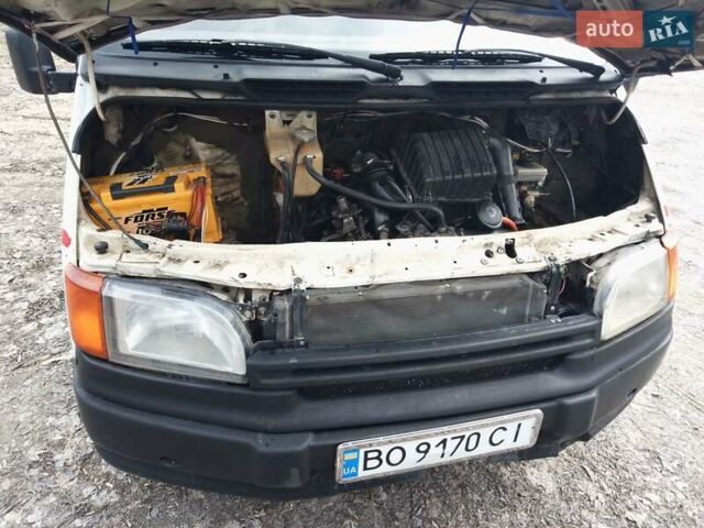 Білий Форд Транзит, об'ємом двигуна 2.5 л та пробігом 500 тис. км за 1900 $, фото 12 на Automoto.ua