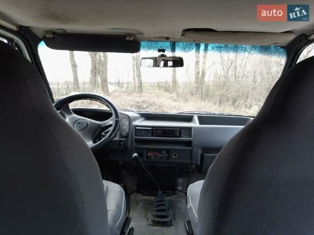 Білий Форд Транзит, об'ємом двигуна 2.5 л та пробігом 500 тис. км за 1900 $, фото 10 на Automoto.ua