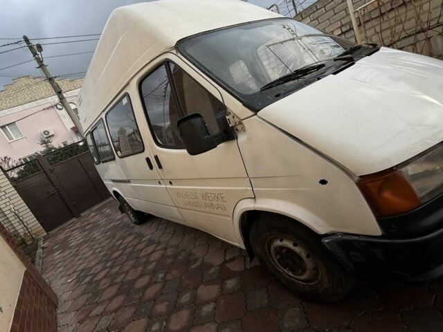 Білий Форд Транзит, об'ємом двигуна 2.5 л та пробігом 300 тис. км за 2500 $, фото 3 на Automoto.ua