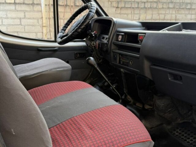 Білий Форд Транзит, об'ємом двигуна 2.5 л та пробігом 300 тис. км за 2500 $, фото 5 на Automoto.ua