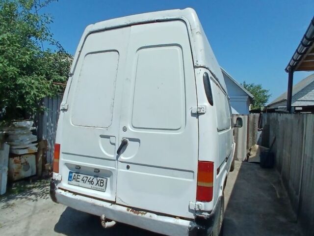 Белый Форд Транзит, объемом двигателя 2.5 л и пробегом 550 тыс. км за 3000 $, фото 2 на Automoto.ua