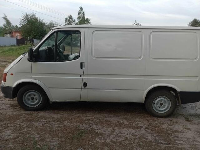 Белый Форд Транзит, объемом двигателя 2.5 л и пробегом 459 тыс. км за 1950 $, фото 5 на Automoto.ua