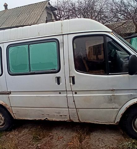 Белый Форд Транзит, объемом двигателя 2.5 л и пробегом 270 тыс. км за 1900 $, фото 2 на Automoto.ua