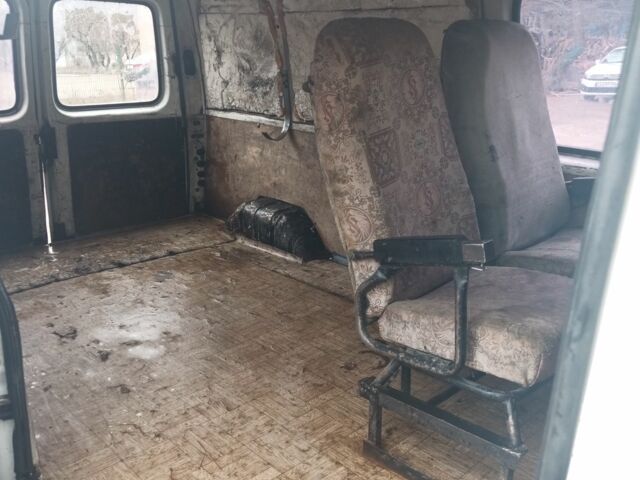 Белый Форд Транзит, объемом двигателя 2.5 л и пробегом 700 тыс. км за 1668 $, фото 7 на Automoto.ua