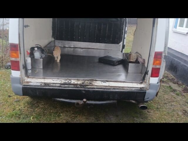 Білий Форд Транзит, об'ємом двигуна 2.5 л та пробігом 300 тис. км за 3100 $, фото 2 на Automoto.ua