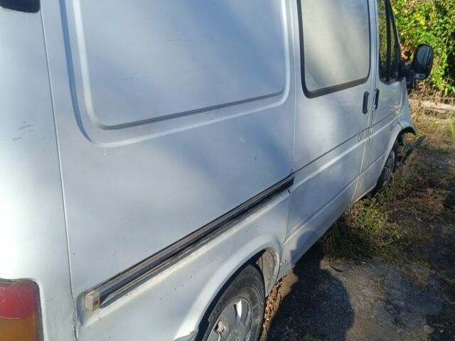 Білий Форд Транзит, об'ємом двигуна 0 л та пробігом 400 тис. км за 594 $, фото 4 на Automoto.ua