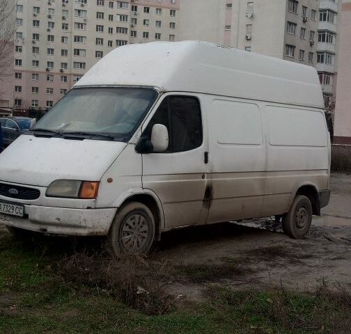 Білий Форд Транзит, об'ємом двигуна 2.5 л та пробігом 400 тис. км за 2000 $, фото 2 на Automoto.ua