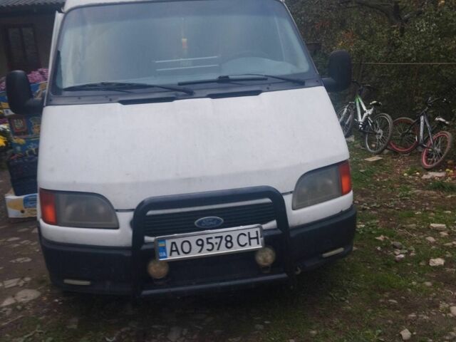 Білий Форд Транзит, об'ємом двигуна 2.5 л та пробігом 360 тис. км за 1600 $, фото 6 на Automoto.ua
