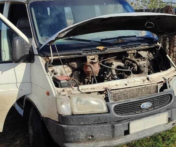 Белый Форд Транзит, объемом двигателя 2.5 л и пробегом 400 тыс. км за 1427 $, фото 7 на Automoto.ua