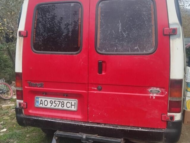 Білий Форд Транзит, об'ємом двигуна 2.5 л та пробігом 360 тис. км за 1600 $, фото 4 на Automoto.ua