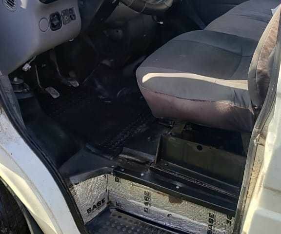 Белый Форд Транзит, объемом двигателя 2.5 л и пробегом 400 тыс. км за 1427 $, фото 10 на Automoto.ua