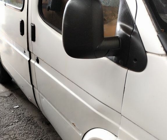 Білий Форд Транзит, об'ємом двигуна 0 л та пробігом 379 тис. км за 650 $, фото 3 на Automoto.ua