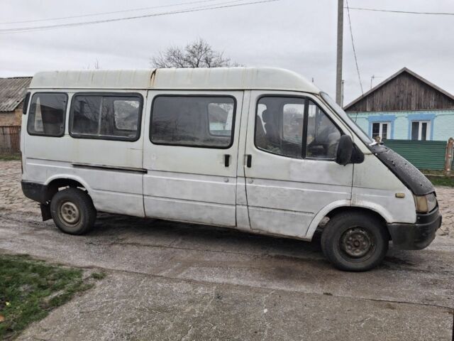 Белый Форд Транзит, объемом двигателя 2.5 л и пробегом 100 тыс. км за 2200 $, фото 2 на Automoto.ua
