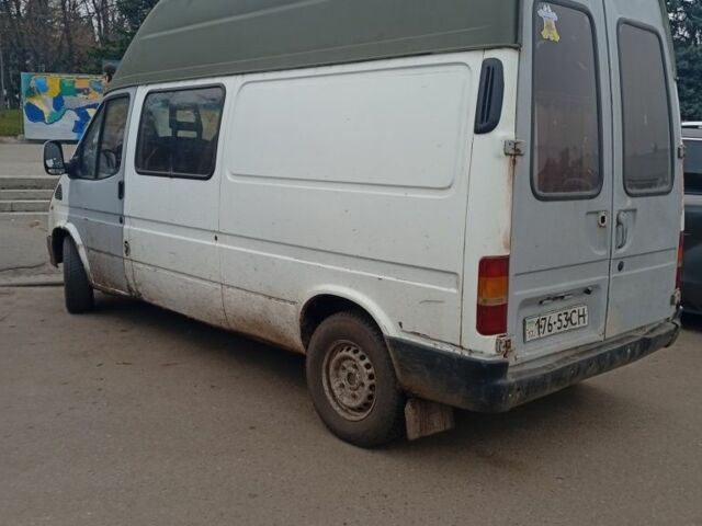 Белый Форд Транзит, объемом двигателя 2.5 л и пробегом 907 тыс. км за 3000 $, фото 1 на Automoto.ua