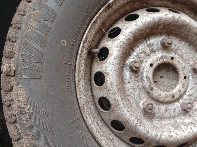 Белый Форд Транзит, объемом двигателя 2.5 л и пробегом 907 тыс. км за 3000 $, фото 4 на Automoto.ua