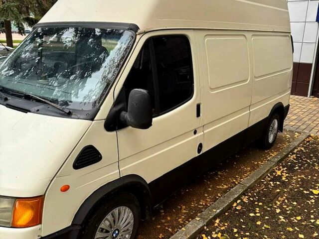 Белый Форд Транзит, объемом двигателя 2.5 л и пробегом 860 тыс. км за 2500 $, фото 1 на Automoto.ua