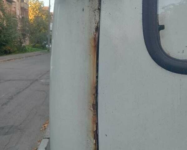 Форд Транзит 1998 у Києві на Automoto.ua Білий Форд Транзит, об'ємом двигуна 2.5 л та пробігом 250 тис. км за 2900 $, фото 1 на Automoto.ua
