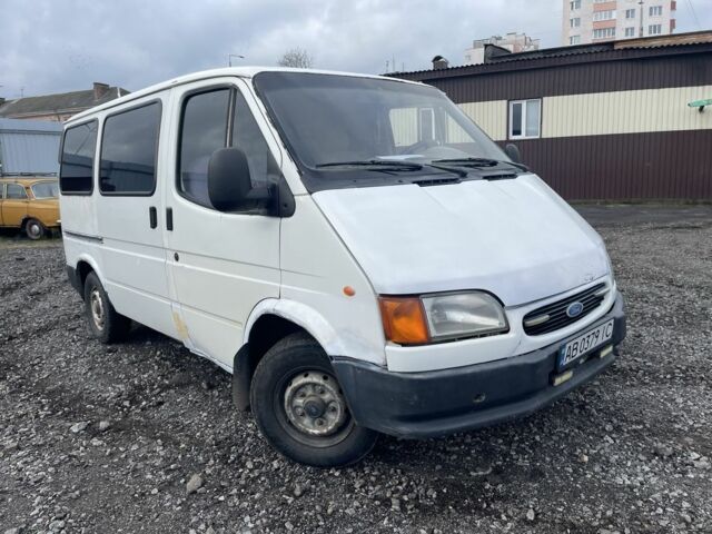 Белый Форд Транзит, объемом двигателя 2.5 л и пробегом 500 тыс. км за 1800 $, фото 4 на Automoto.ua