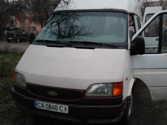 Белый Форд Транзит, объемом двигателя 2.5 л и пробегом 777 тыс. км за 1535 $, фото 2 на Automoto.ua