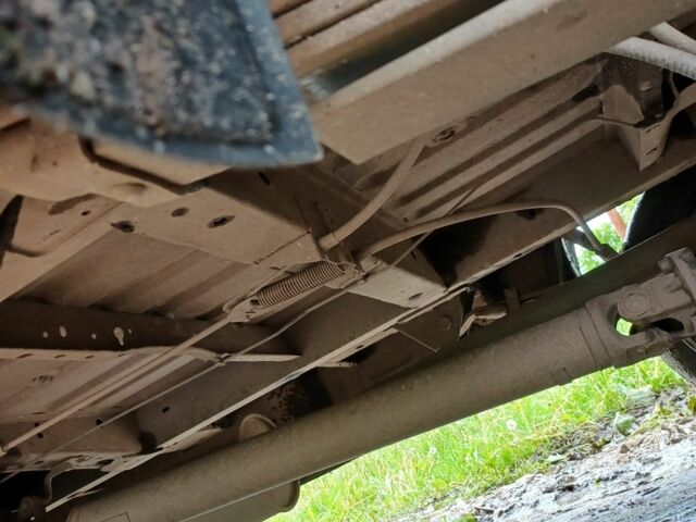 Білий Форд Транзит, об'ємом двигуна 2.5 л та пробігом 500 тис. км за 4200 $, фото 2 на Automoto.ua