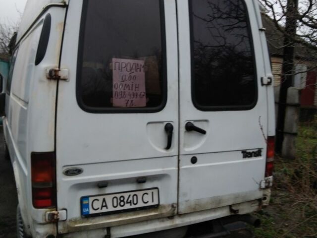 Белый Форд Транзит, объемом двигателя 2.5 л и пробегом 777 тыс. км за 1535 $, фото 5 на Automoto.ua