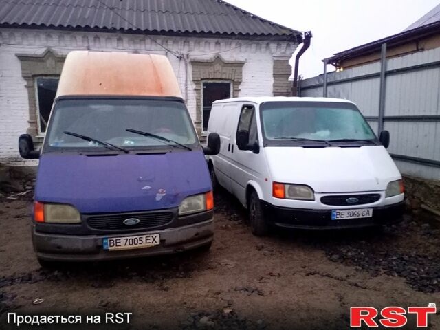 Білий Форд Транзит, об'ємом двигуна 2.5 л та пробігом 0 тис. км за 2500 $, фото 3 на Automoto.ua