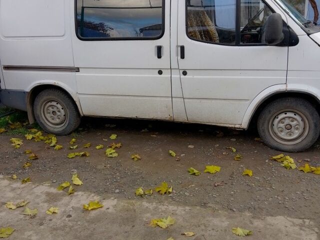Форд Транзит 1998 у Миколаєві на Automoto.ua Білий Форд Транзит, об'ємом двигуна 0 л та пробігом 300 тис. км за 2000 $, фото 1 на Automoto.ua