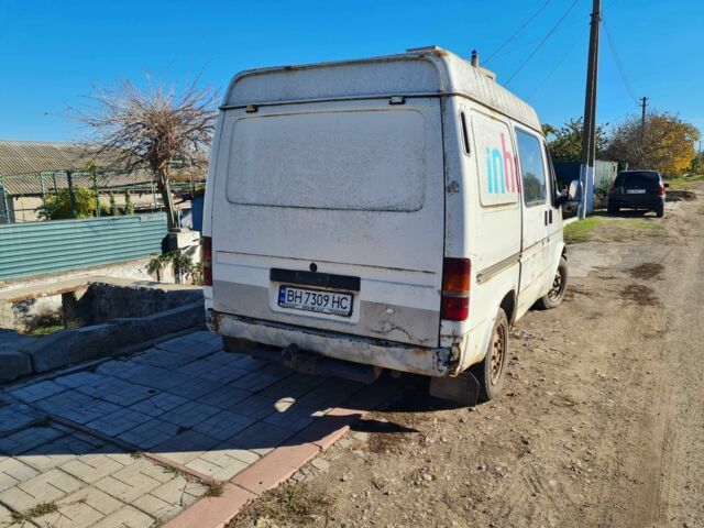 Форд Транзит 1999 у Одесі на Automoto.ua Білий Форд Транзит, об'ємом двигуна 2.5 л та пробігом 300 тис. км за 1200 $, фото 3 на Automoto.ua