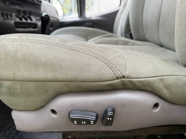 Білий Форд Транзит, об'ємом двигуна 2.5 л та пробігом 400 тис. км за 2100 $, фото 12 на Automoto.ua