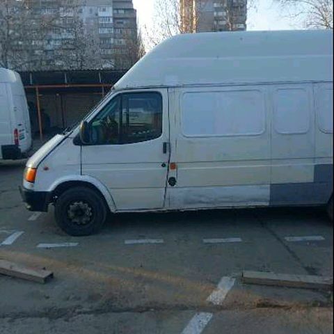 Білий Форд Транзит, об'ємом двигуна 2.5 л та пробігом 400 тис. км за 2000 $, фото 5 на Automoto.ua