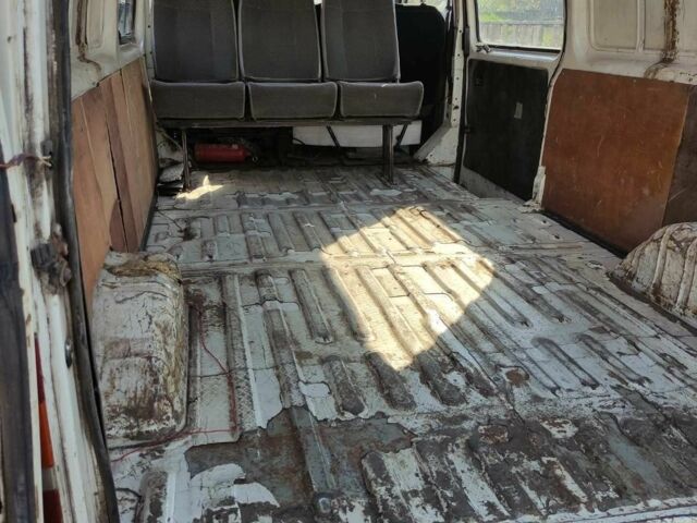 Білий Форд Транзит, об'ємом двигуна 2.5 л та пробігом 400 тис. км за 3000 $, фото 6 на Automoto.ua