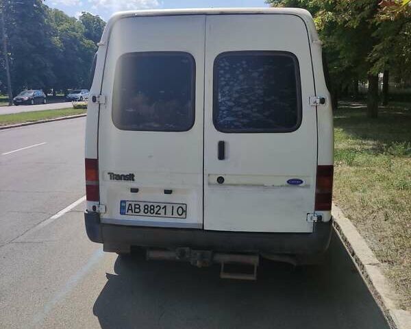 Белый Форд Транзит, объемом двигателя 2.5 л и пробегом 600 тыс. км за 2700 $, фото 4 на Automoto.ua