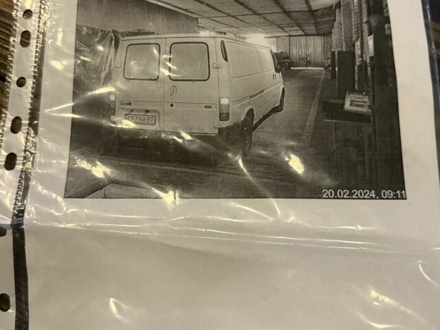 Белый Форд Транзит, объемом двигателя 2.5 л и пробегом 300 тыс. км за 2750 $, фото 19 на Automoto.ua