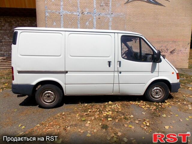 Білий Форд Транзит, об'ємом двигуна 2.5 л та пробігом 280 тис. км за 3500 $, фото 2 на Automoto.ua