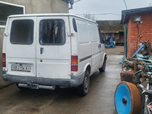 Белый Форд Транзит, объемом двигателя 0 л и пробегом 666 тыс. км за 1700 $, фото 1 на Automoto.ua