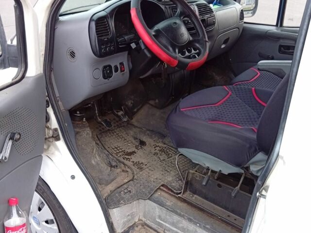 Форд Транзит 1999 у Луцьку на Automoto.ua Білий Форд Транзит, об'ємом двигуна 2.5 л та пробігом 500 тис. км за 1900 $, фото 6 на Automoto.ua