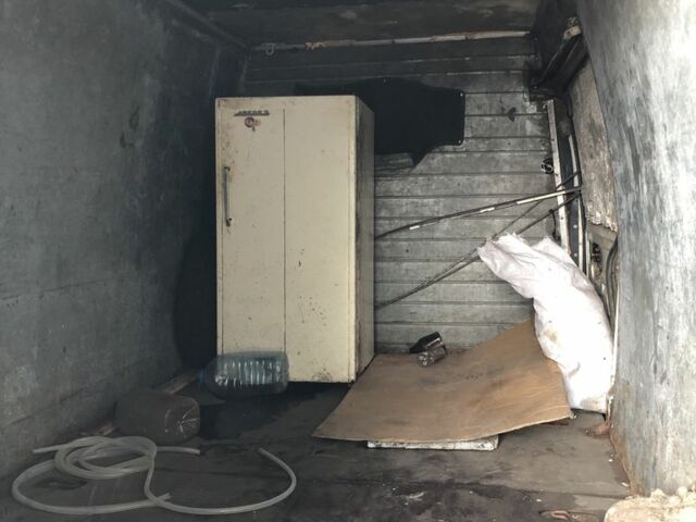 Білий Форд Транзит, об'ємом двигуна 2.5 л та пробігом 400 тис. км за 2200 $, фото 10 на Automoto.ua